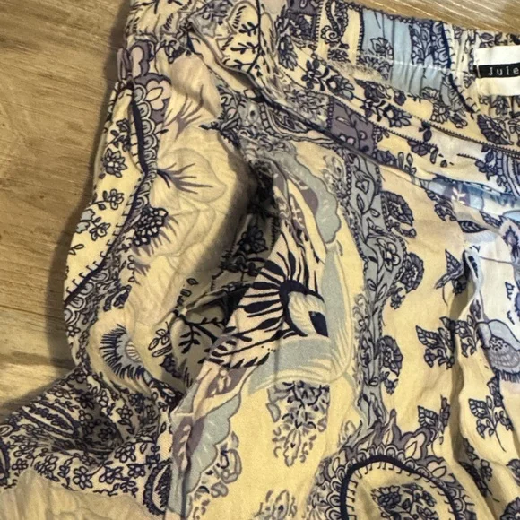 Jules & Leopold Blue and White Paisley Pants - Picture 5 of 7